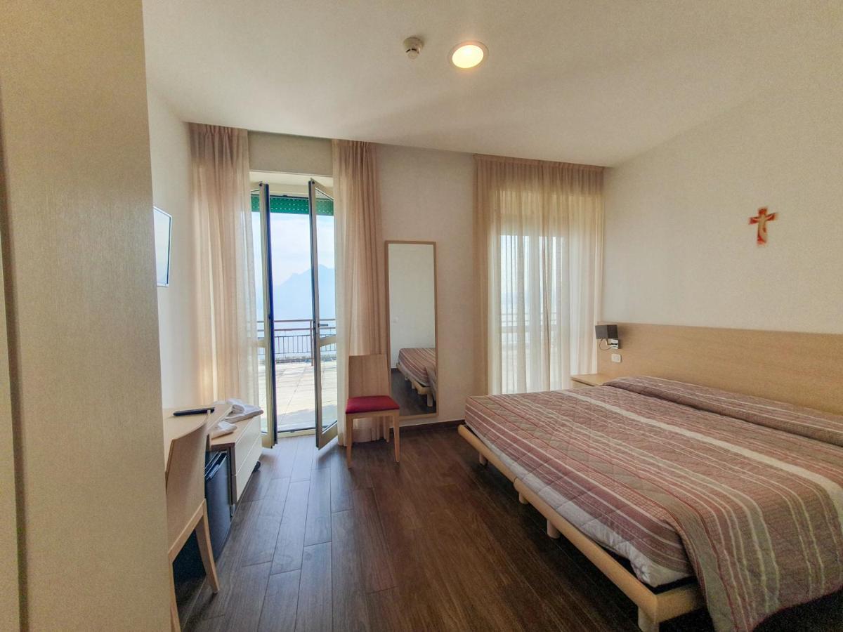 Casa Immacolata Otel Verbania Dış mekan fotoğraf