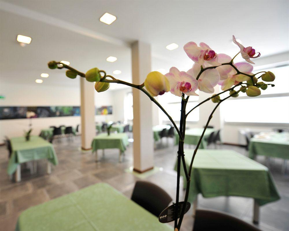 Casa Immacolata Otel Verbania Dış mekan fotoğraf